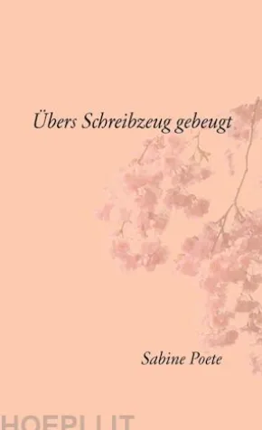 Übers Schreibzeug gebeugt