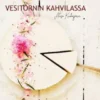 Vesitornin kahvilassa